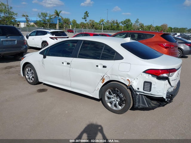 Toyota COROLLA LE 2022 5YFEPMAE3NP311227 Image 3