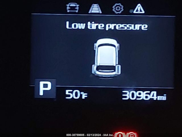 KNDJ23AU6N7835617 KIA SOUL LX