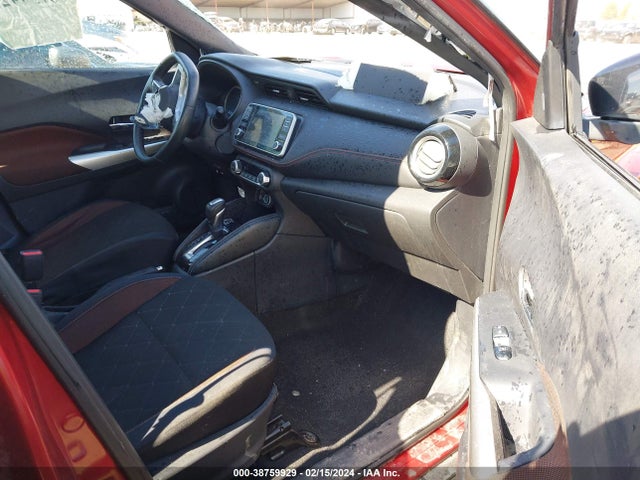 Nissan KICKS SR 2018 3N1CP5CU4JL533884 Image 5