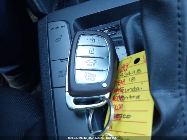 Hyundai Elantra Value Edition 2018 5NPD84LF3JH221677 Image 11