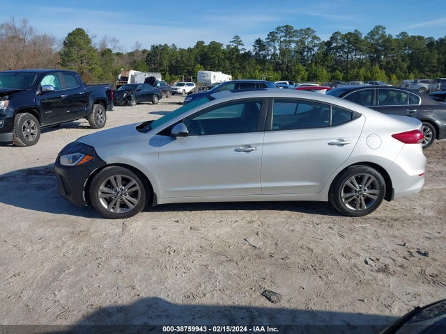 Hyundai Elantra Value Edition 2018 5NPD84LF3JH221677 Image 14