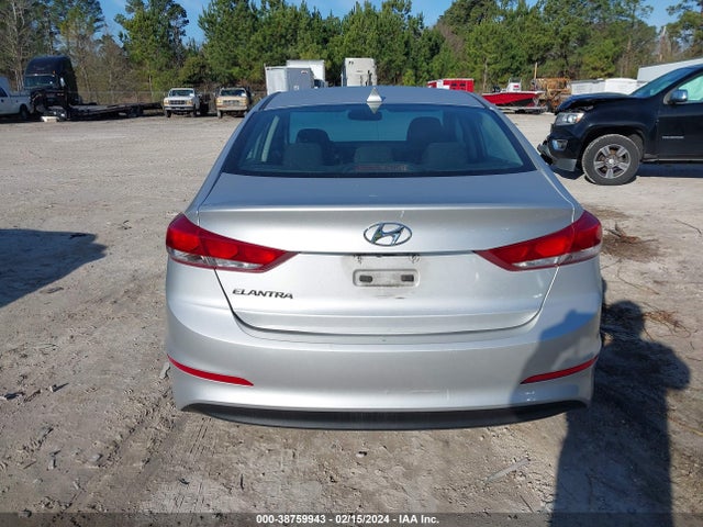 Hyundai Elantra Value Edition 2018 5NPD84LF3JH221677 Image 16