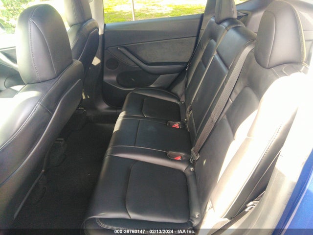 Tesla Model Y Long Range Dual Motor All-wheel Drive 2022 7SAYGDEE7NF480253 Image 19