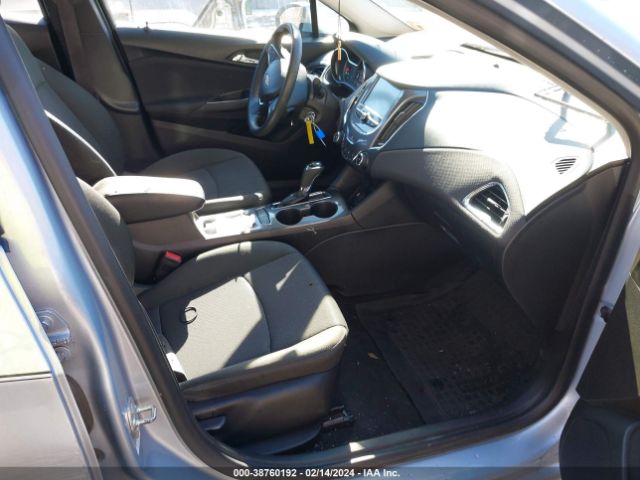 1G1BE5SM4H7280878 Chevrolet Cruze Lt Auto