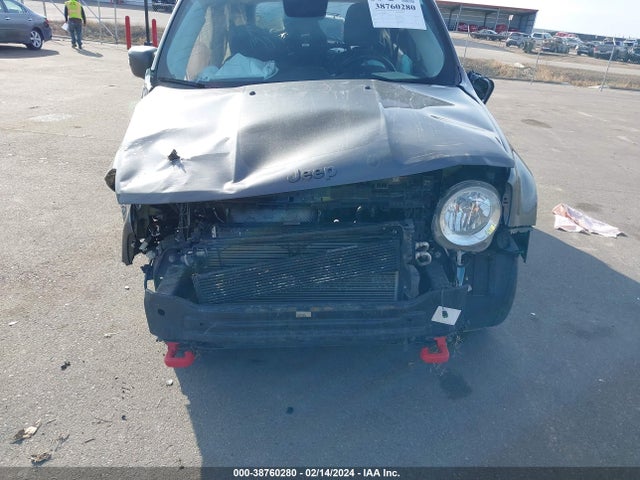 ZACCJBCB0HPF96218 Jeep Renegade Trailhawk 4x4