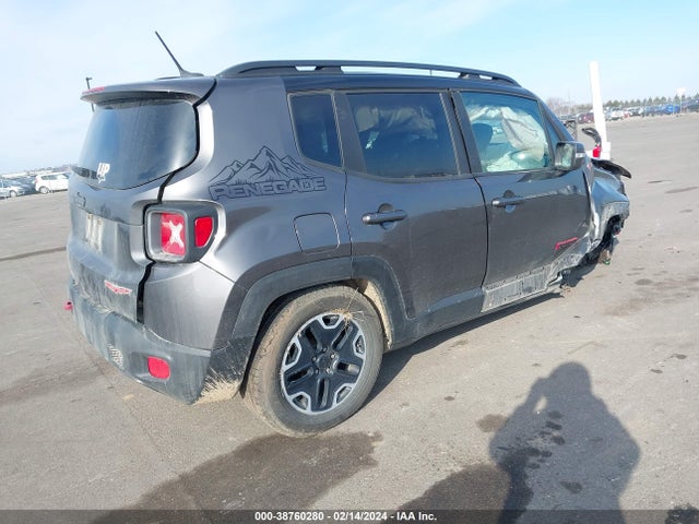 ZACCJBCB0HPF96218 Jeep Renegade Trailhawk 4x4