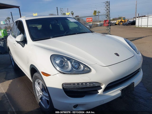 2011 PORSCHE CAYENNE WP1AB2A28BLA46623 Photo 0