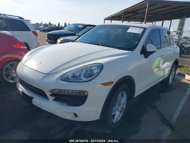 2011 PORSCHE CAYENNE WP1AB2A28BLA46623 Photo 1