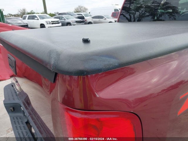 2008 CHEVROLET SILVERADO 1500 LT2 VIN: 2GCEK13M181205752