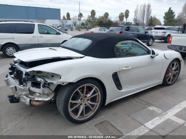 2022 PORSCHE 718 BOXSTER WP0CB2A8XNS221074 Photo 3