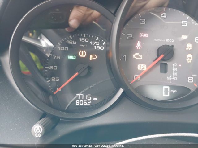 2022 PORSCHE 718 BOXSTER WP0CB2A8XNS221074 Photo 6