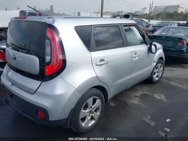 KNDJN2A21J7607244 KIA Soul