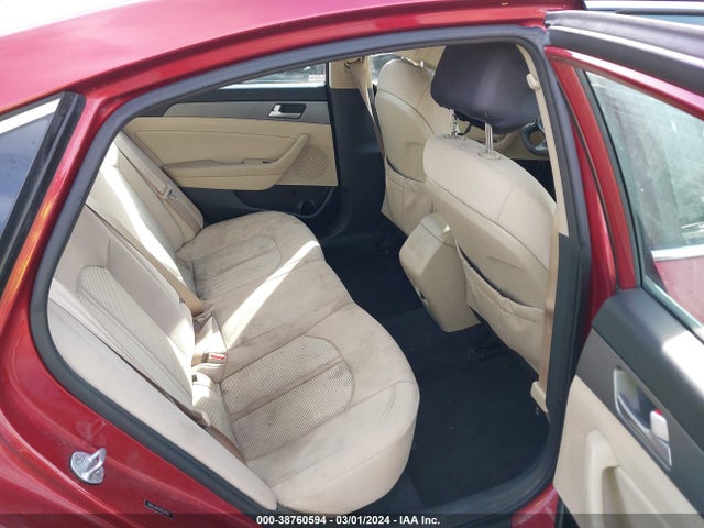 Hyundai SONATA SE 2015 5NPE24AF5FH237346 Image 8