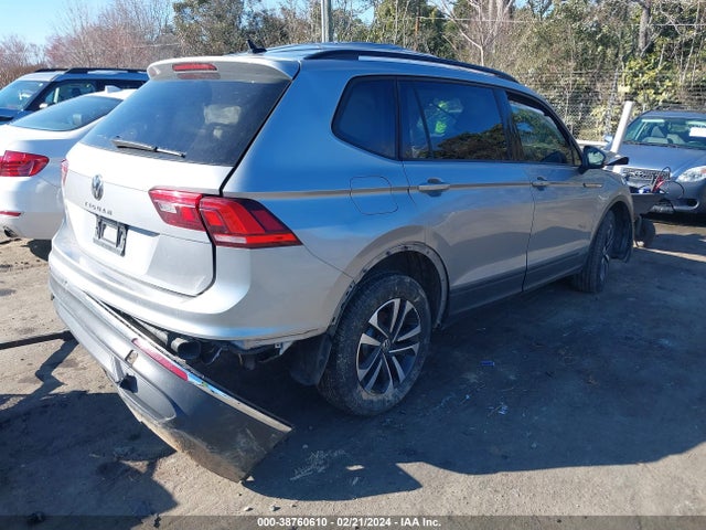 3VV1B7AX5NM038672 Volkswagen Tiguan 2.0t S