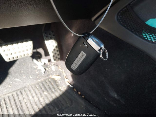 2C3CDZAG7GH137786 Dodge Challenger Sxt Plus