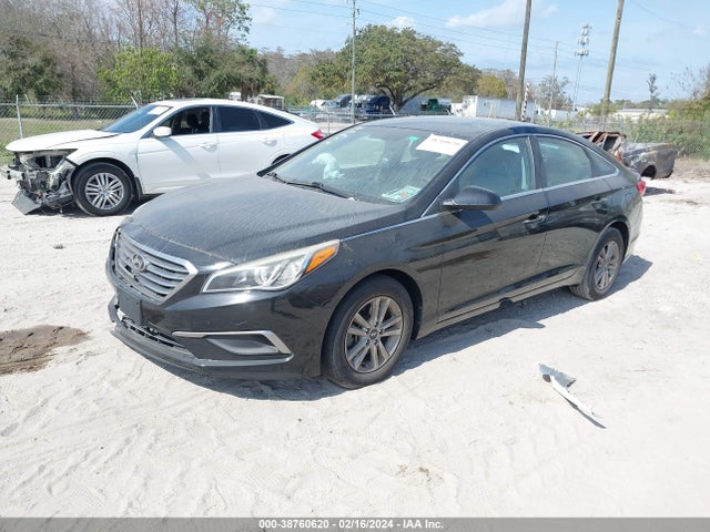 Hyundai SONATA SE 2016 5NPE24AF4GH267908 Image 2