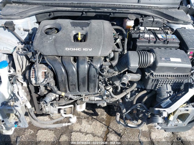 Hyundai ELANTRA SE 2017 5NPD74LF1HH137970 Image 10