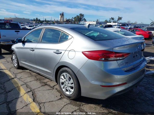 Hyundai ELANTRA SE 2017 5NPD74LF1HH137970 Image 3