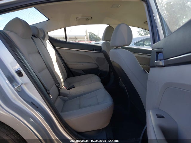 Hyundai ELANTRA SE 2017 5NPD74LF1HH137970 Image 8