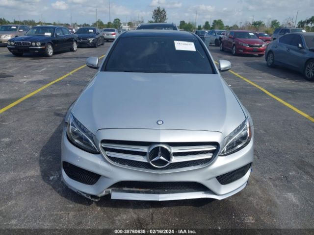 55SWF4JB1GU133151 Mercedes-Benz C 300 Luxury/sport