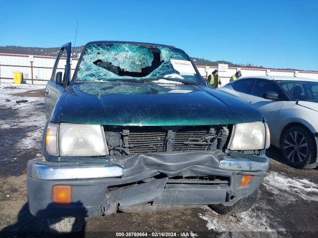 1999 TOYOTA TACOMA VIN: 4TAWN72N1XZ560107