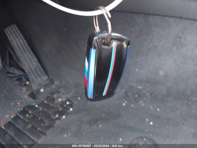 WBA8A9C52JAH12811 BMW 320i
