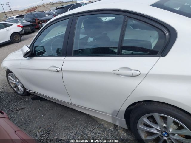 WBA8A9C52JAH12811 BMW 320i