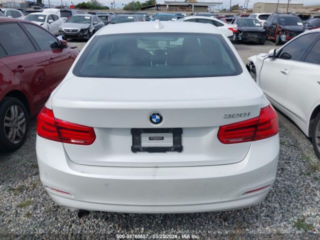 WBA8A9C52JAH12811 BMW 320i