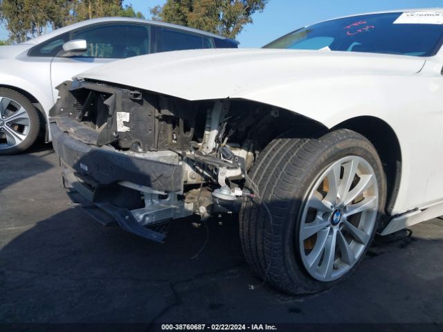 WBA8A9C52JAH12811 BMW 320i