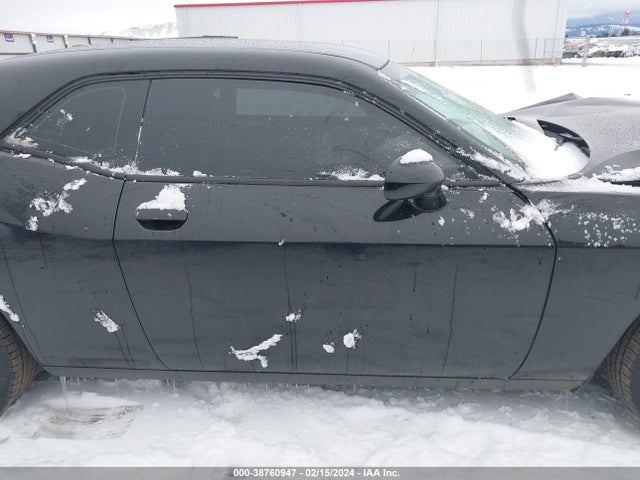 Dodge Challenger Sxt 2018 2C3CDZAG4JH302913 Image 13