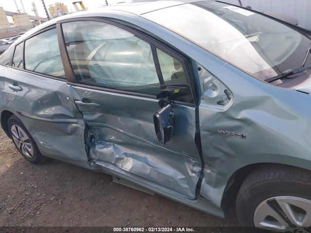 Toyota Prius Four 2018 JTDKARFU4J3058553 Image 6