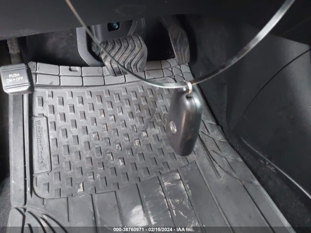 Nissan ROGUE S 2018 JN8AT2MV1JW309010 Image 11