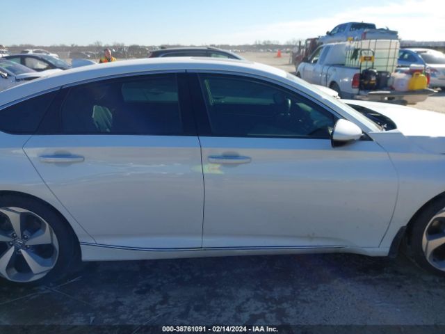 1HGCV2F97KA026318 Honda Accord Touring 2.0t