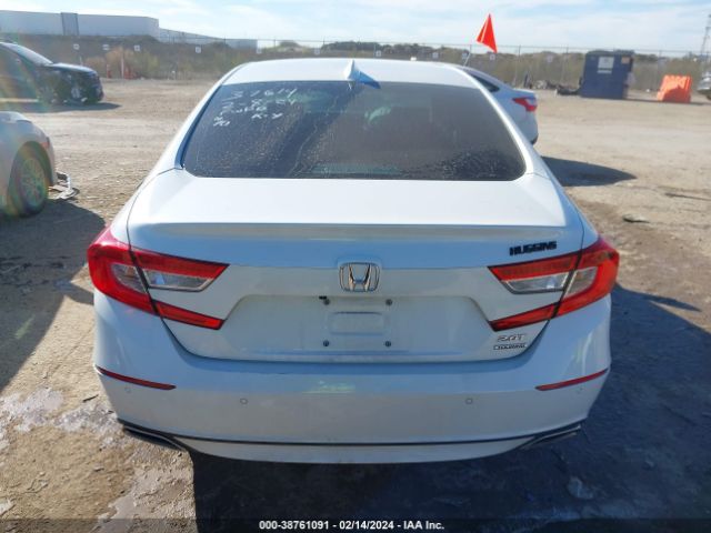 1HGCV2F97KA026318 Honda Accord Touring 2.0t