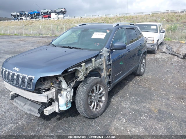 1C4PJMLB8KD429821 Jeep Cherokee Latitude Plus 4x4