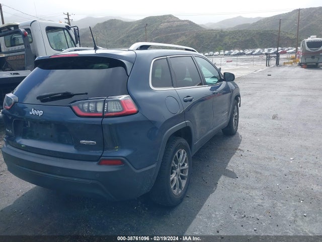 1C4PJMLB8KD429821 Jeep Cherokee Latitude Plus 4x4