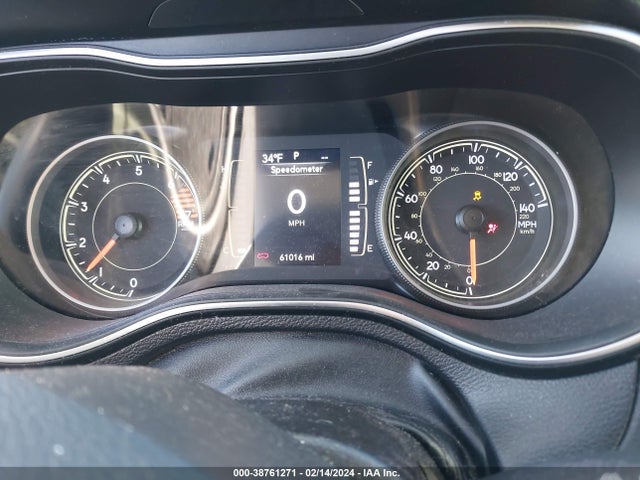 1C4PJMLB7KD337101 Jeep Cherokee Latitude Plus 4x4