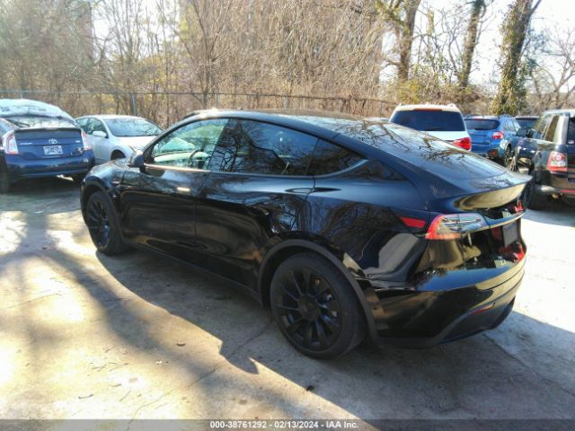 5YJYGDED4MF124166 Tesla Model Y Standard Range Rear-wheel Drive