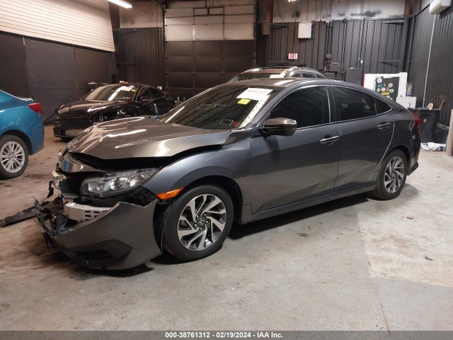 Honda CIVIC EX 2018 2HGFC2F79JH580848 Image 2