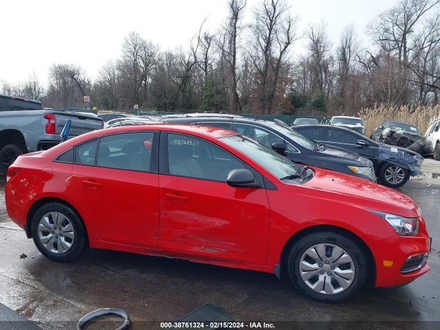 Chevrolet Cruze Ls Auto 2015 1G1PA5SG2F7106025 Image 13