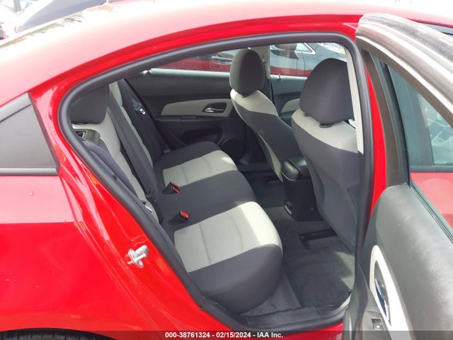 Chevrolet Cruze Ls Auto 2015 1G1PA5SG2F7106025 Image 8