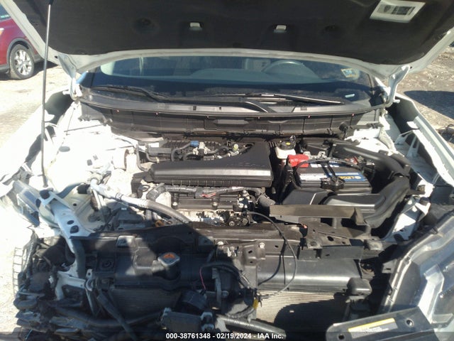 Nissan ROGUE SV 2018 5N1AT2MV7JC720646 Image 10