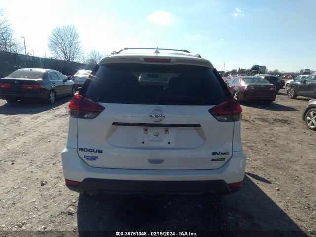 Nissan ROGUE SV 2018 5N1AT2MV7JC720646 Image 16