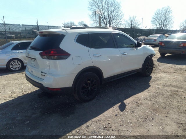 Nissan ROGUE SV 2018 5N1AT2MV7JC720646 Image 4