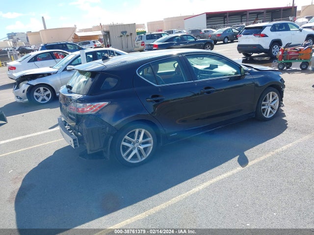 JTHKD5BH4E2176833 Lexus CT 200H
