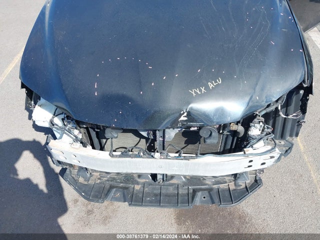 JTHKD5BH4E2176833 Lexus CT 200H