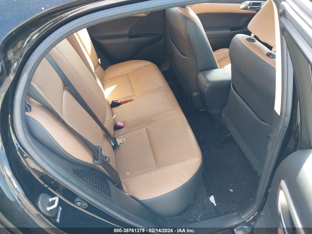 JTHKD5BH4E2176833 Lexus CT 200H