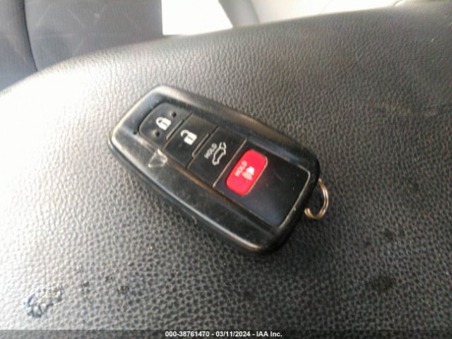 2T3P1RFVXKW015316 Toyota Rav4 Xle