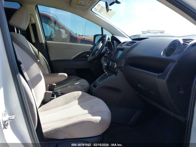 Mazda Mazda5 Touring 2015 JM1CW2CL8F0183492 Image 5