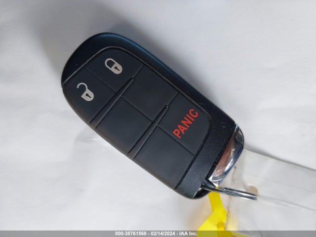 3C4NJCBB4MT527082 Jeep Compass Latitude Fwd